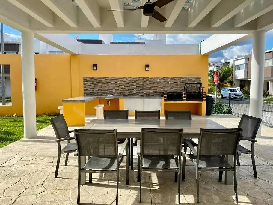 فيلا Casa Bella بلايا ديل كارمن